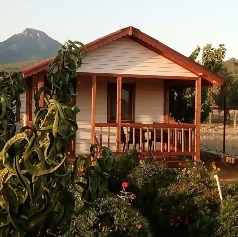 Fesleğenbükü Ahşap Evleri