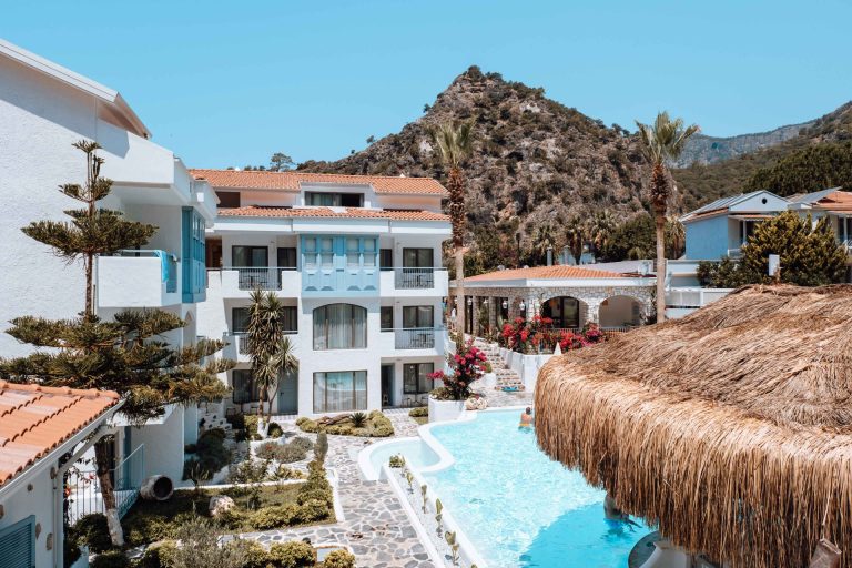 Kassandra Hotel