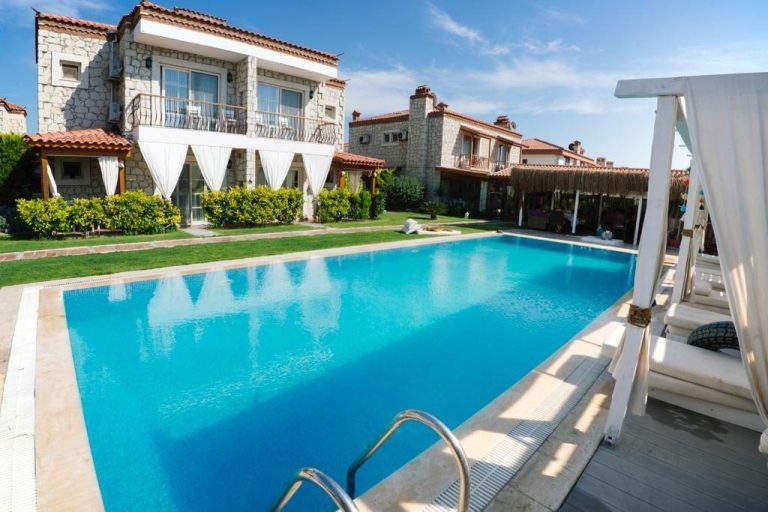 Kemerlihan Deluxe Hotel