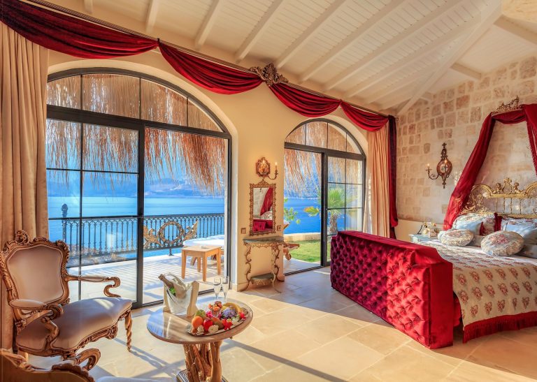 Lukka Exclusive Hotel, +12