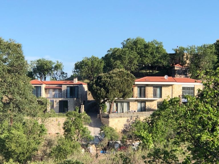 Pionia Country House